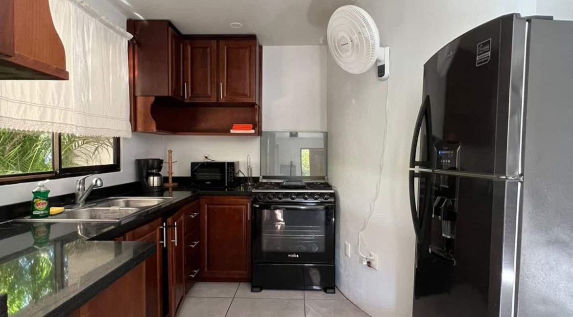 279b0810-0e92-42a1-8495-c615f3ab1d7a