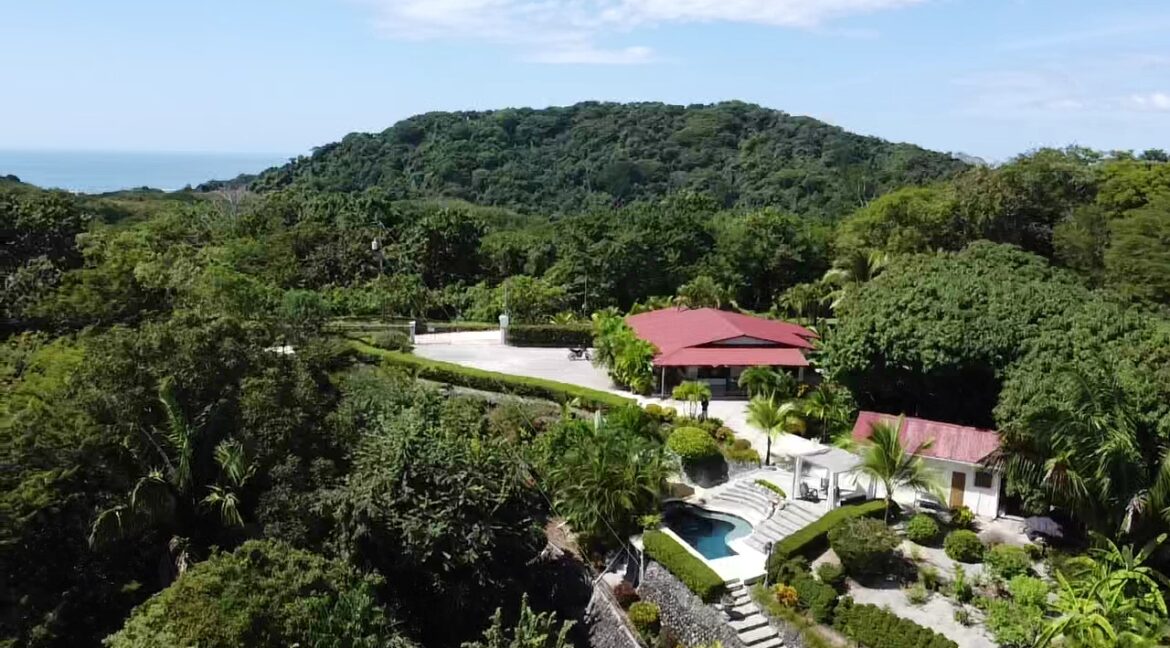 dji_fly_20231127_104428_0_1701103468949_photo_low_quality