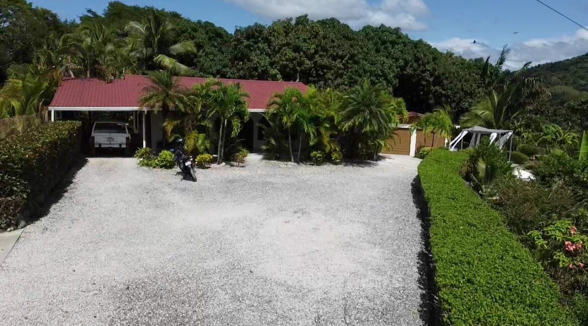 dji_fly_20231127_110918_0_1701104958170_photo_low_quality