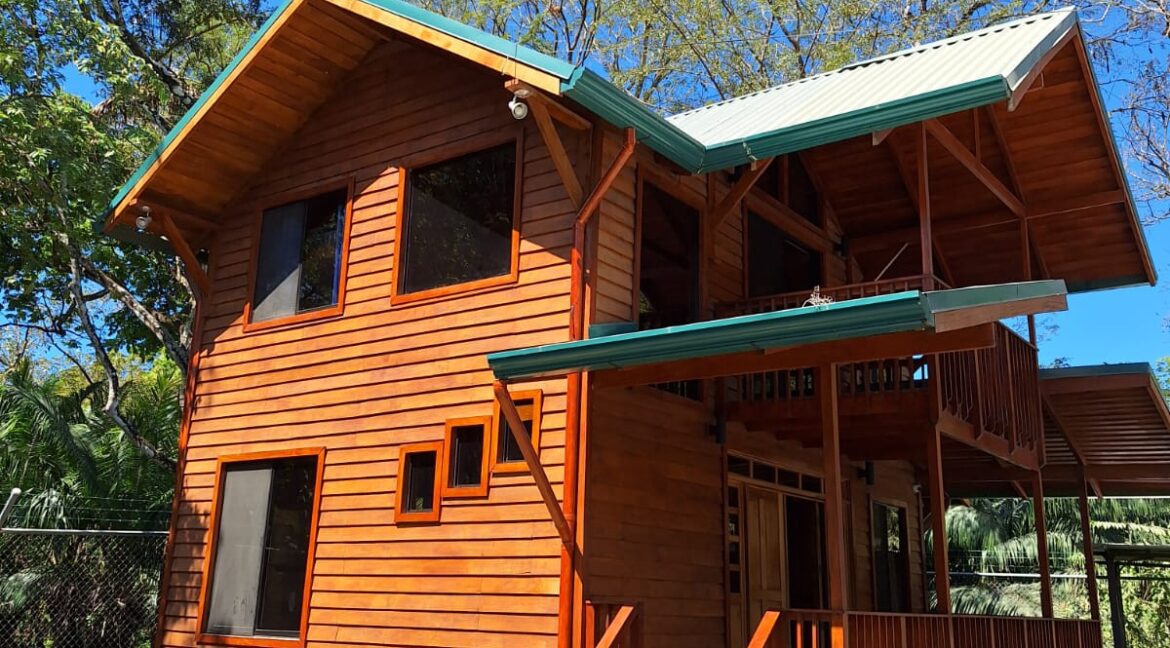 7cbc48b2-e8c4-4e20-916c-19f8c089b9af