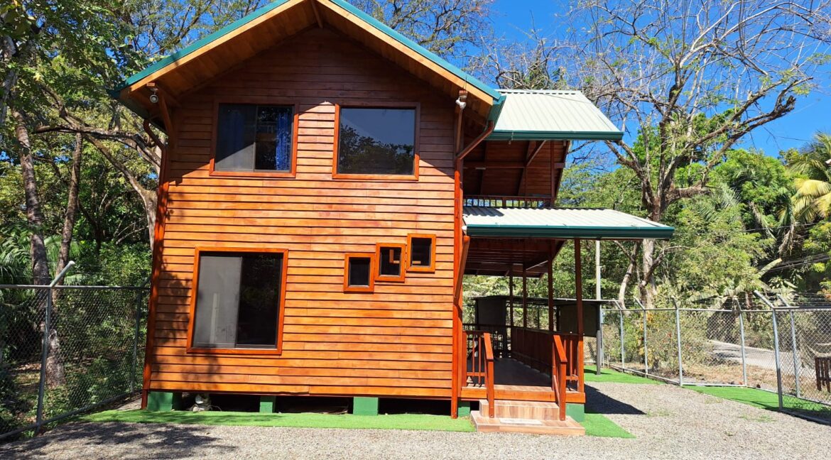 a626f254-0589-420e-9a3c-3ae19e400555