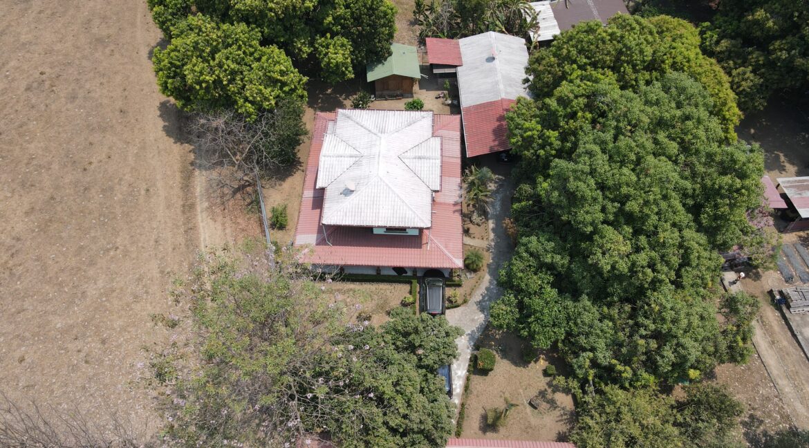 6d0146b6-b402-4d44-b3fa-3c445cd61a99