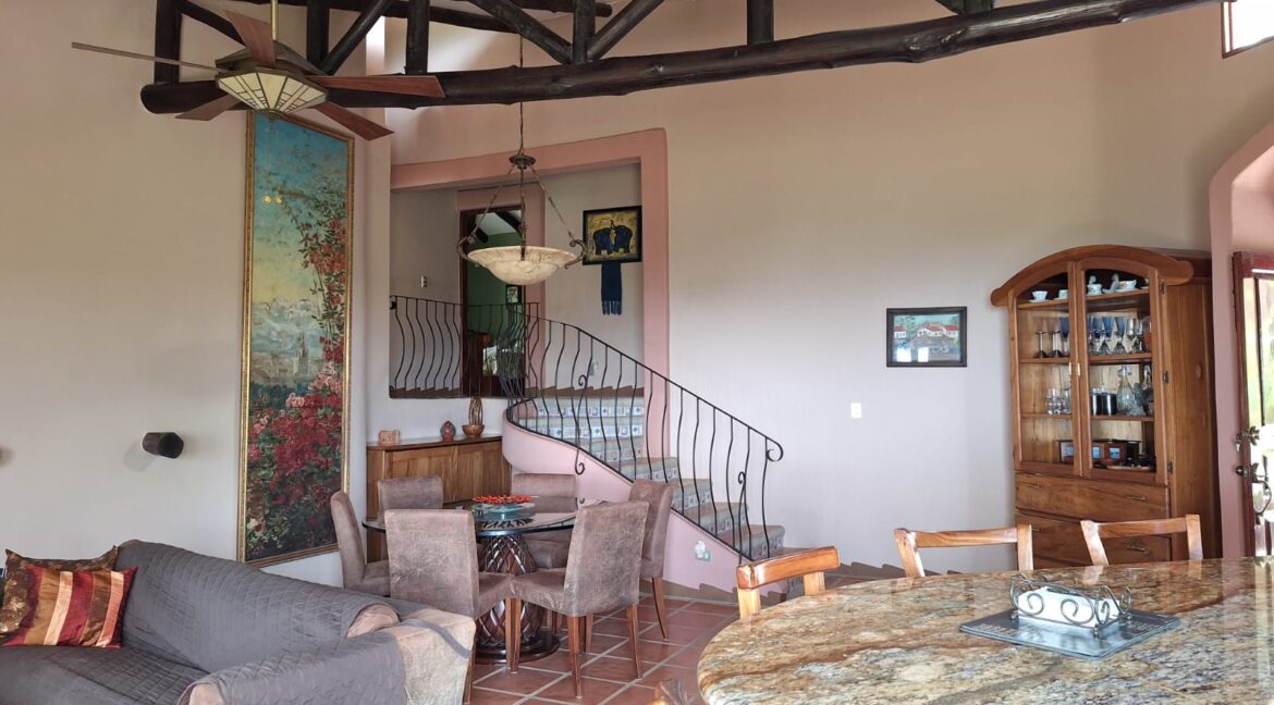 23f2518f-7d14-49e0-be38-0d5253ed944b