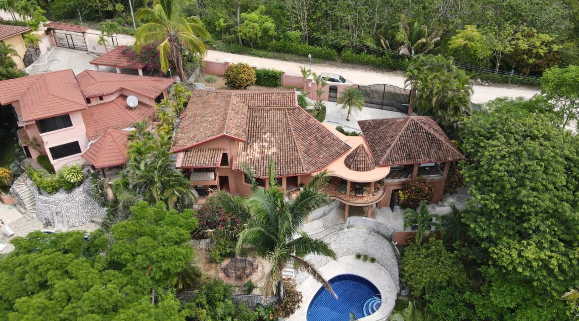 2aeac990-6fe6-4e8d-aca1-e9443bf5bfd3