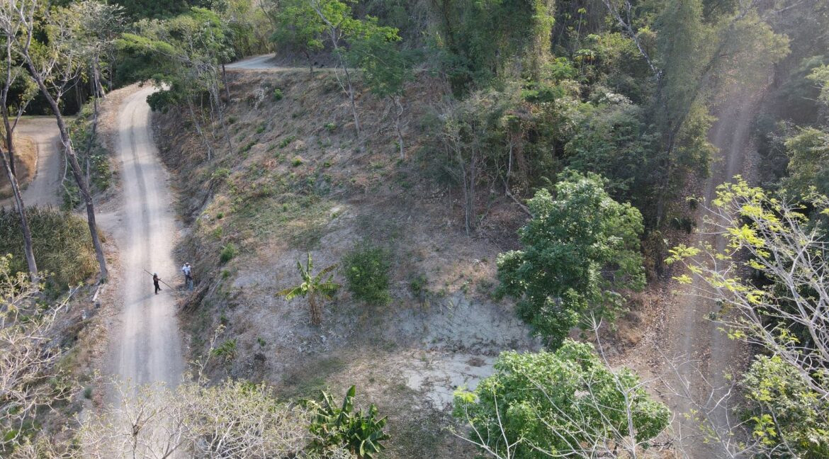 e3d60b17-b016-4269-aed4-9346d1339103