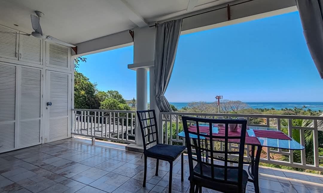 ef9d695b-1a75-4d04-a92c-d676bf4ee3b5